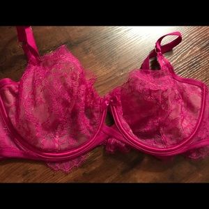 NWOT Hot pink unlined VS Bra
